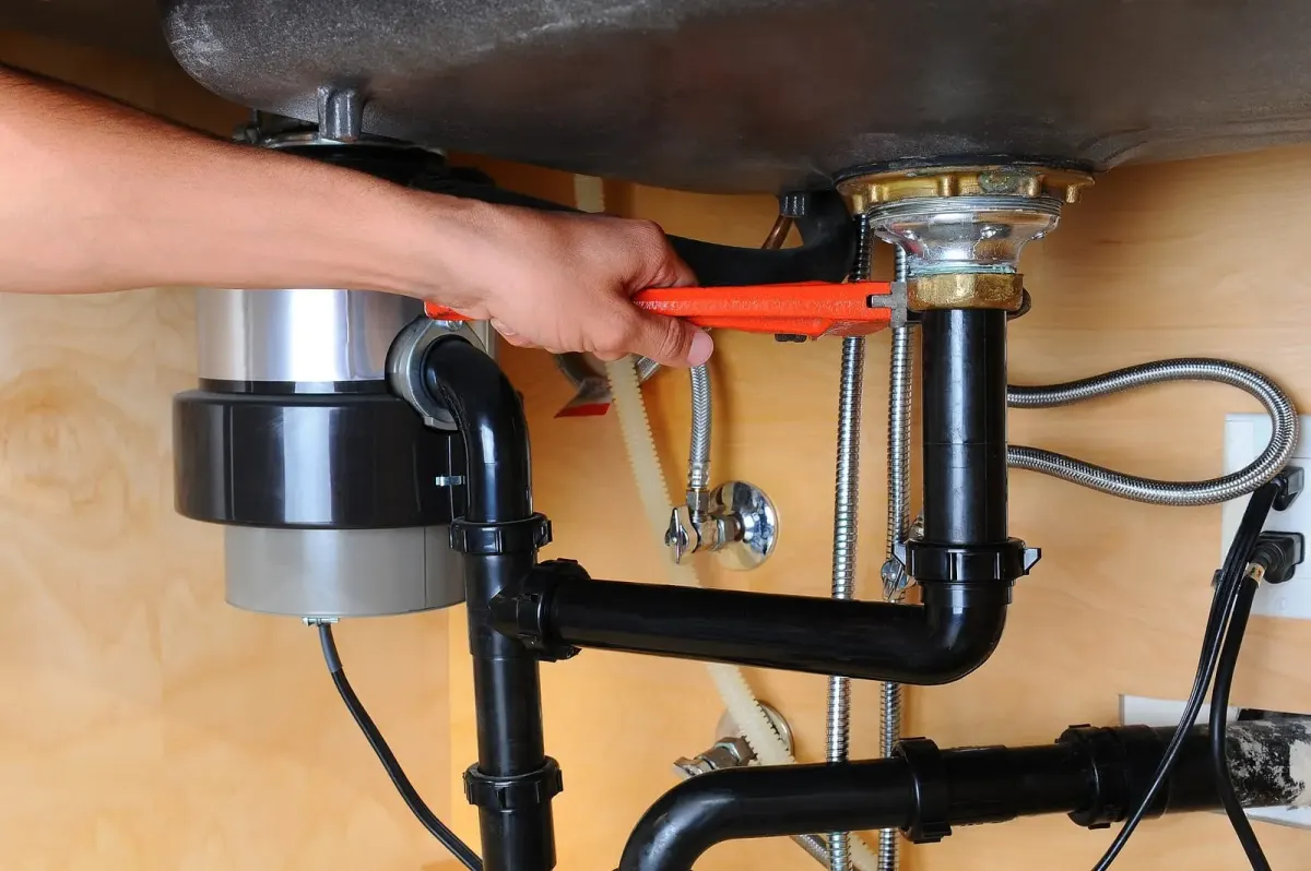 Commercial plumbing maintenance on a Tampa property